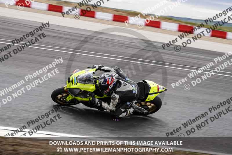 cadwell no limits trackday;cadwell park;cadwell park photographs;cadwell trackday photographs;enduro digital images;event digital images;eventdigitalimages;navarra;no limits trackdays;peter wileman photography;racing digital images;trackday digital images;trackday photos